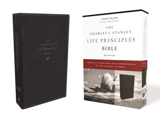 Nkjv, Charles F. Stanley Life Principles Bible, wyd. 2, skórzana miękka, czarna, wygodny druk: Wzrastanie w poznaniu i zrozumieniu Boga poprzez - Nkjv, Charles F. Stanley Life Principles Bible, 2nd Edition, Leathersoft, Black, Comfort Print: Growing in Knowledge and Understanding of God Through