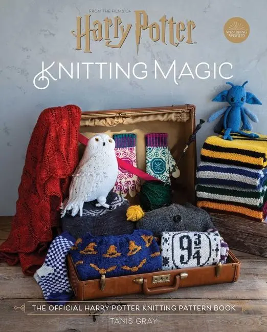 Harry Potter: Magia na drutach: Oficjalny przewodnik po wzorach dla Harry'ego Pottera - Harry Potter: Knitting Magic: The Official Harry Potter Knitting Pattern Book