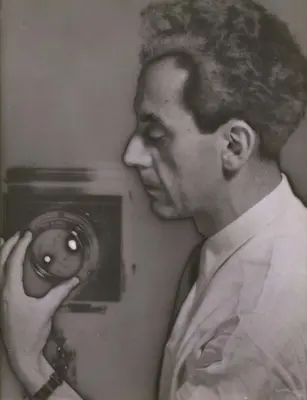 Man Ray: Lata paryskie - Man Ray: The Paris Years