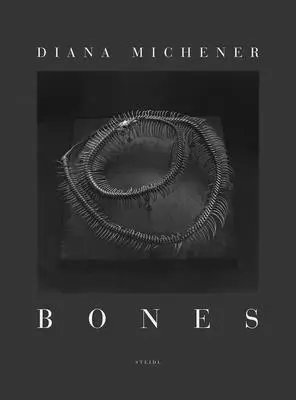 Diana Michener: Kości - Diana Michener: Bones