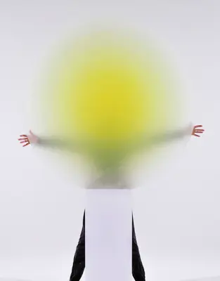 Helen Pashgian: Sfery i soczewki - Helen Pashgian: Spheres & Lenses