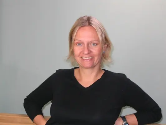 Mistrz tenisa, który uciekł nazistom: Od Wiednia do Wimbledonu - walka jednej rodziny o przetrwanie i zwycięstwo - The Tennis Champion Who Escaped the Nazis: From Vienna to Wimbledon, One Family's Struggle to Survive and Win