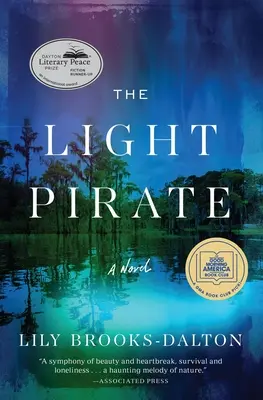 The Light Pirate: Wybór Klubu Książki GMA - The Light Pirate: GMA Book Club Selection